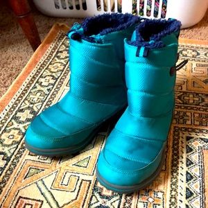 L. L. Bean Ultralight Winter Snow Boot Size 4